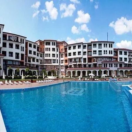 Harmony Hills Aparthotel 4*