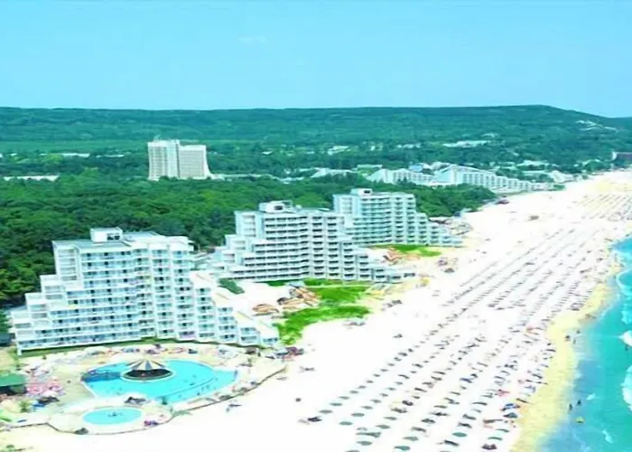 Harmony Hills Apartment *