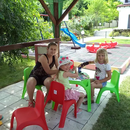 Harmony Hills Apartahotel Rogachevo