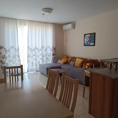 Harmony Hills 4*
