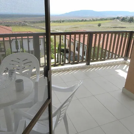 Harmony Hills Aparthotel 4*