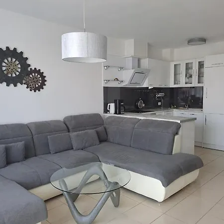 Harmony Hills 4*